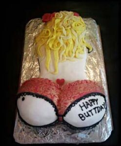 Saint-Louis-Missouri-Blonde-Bombshell-Fancy-Bachelor-Butt-Cake