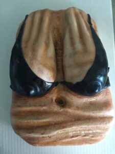 Saint-Louis-Missouri-Old-Sagging-Drooping-Bagy-Tits-Bachelor-Cake